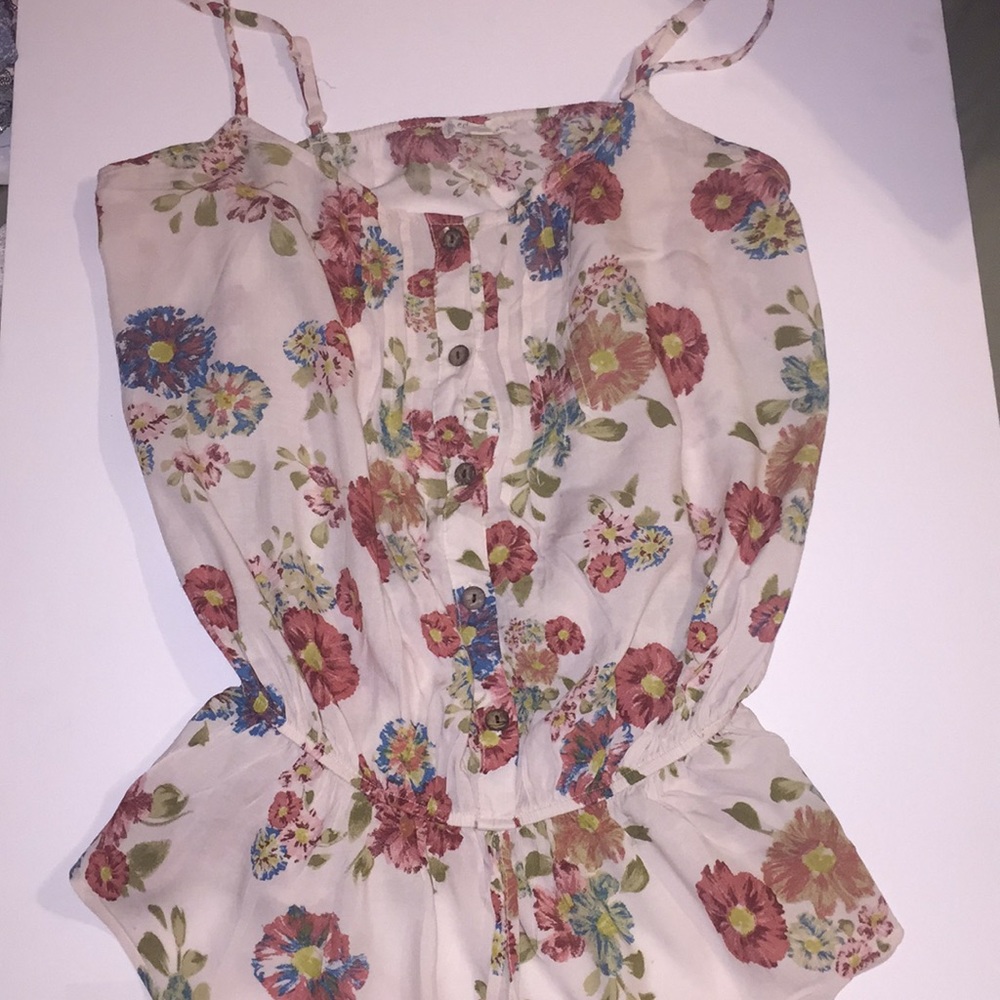 Edge Design by Mine Floral Top